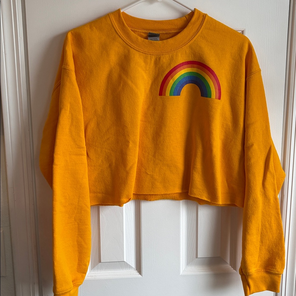 Gildan size medium yellow rainbow‎ crop sweatshirt